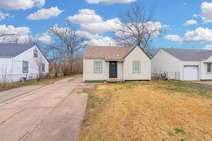 Property Photo: 1732 E 24th St N KS 67219