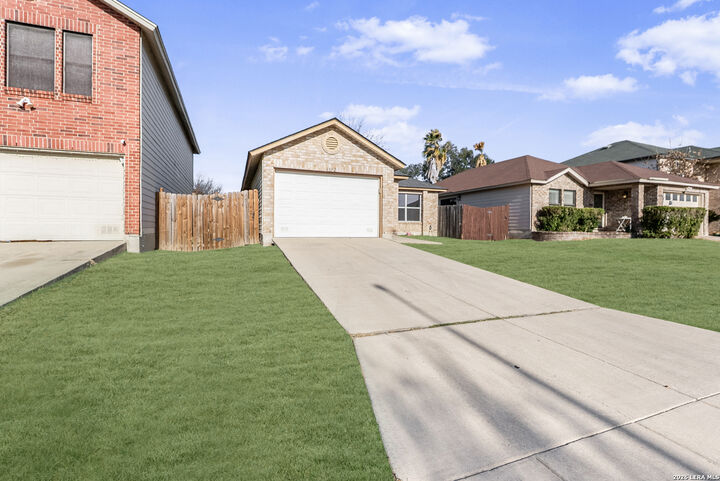 Property Photo:  6852 Flatstone Pass  TX 78109 