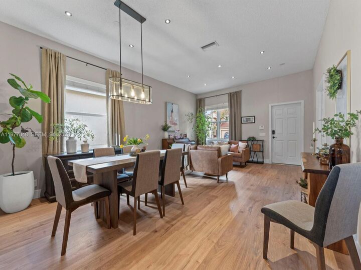 Property Photo: 1150 Fairfield Meadows Dr FL 33327