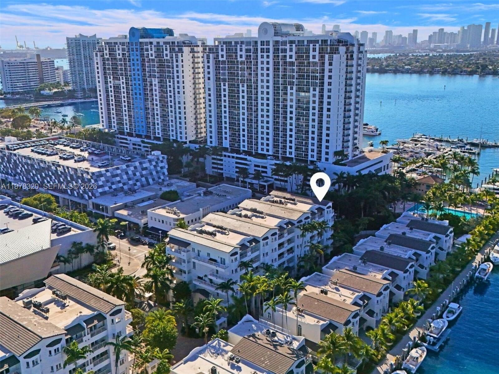 Property Photo:  1415 Sunset Harbour Dr 202  FL 33139 