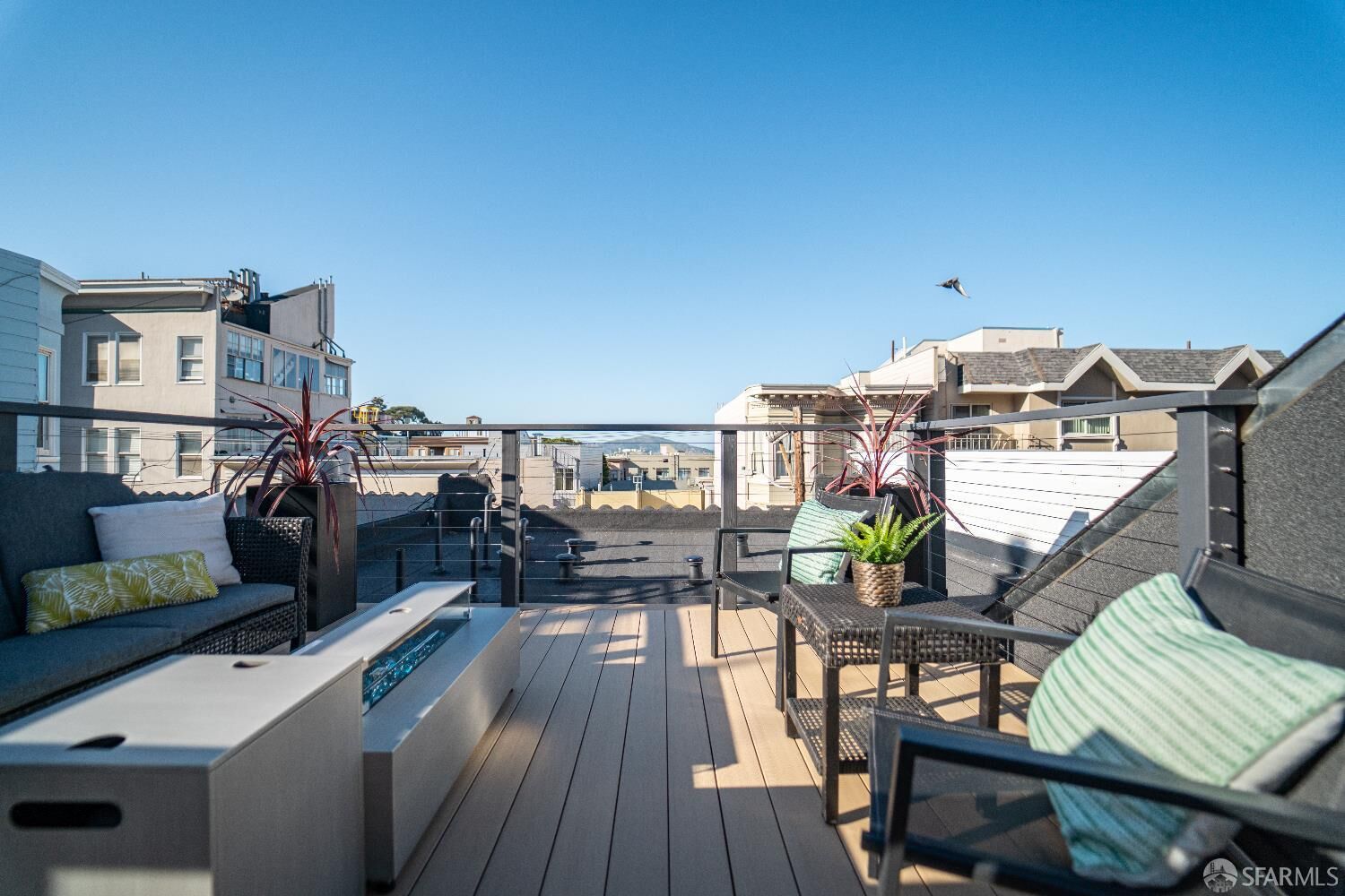 Property Photo:  165 Valparaiso Street  CA 94133 