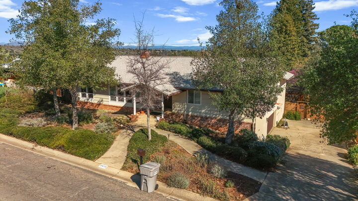 Property Photo: 3410 Scenic Drive CA 96001