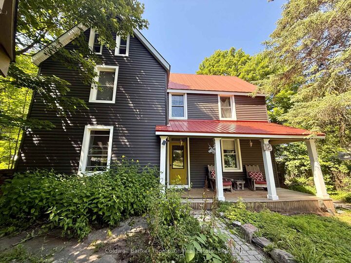 Property Photo:  12 Lansdowne Street W  ON P1H 1W1 