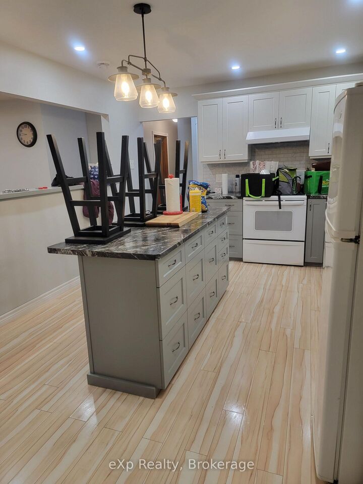 920 5th Avenue E — photo 1