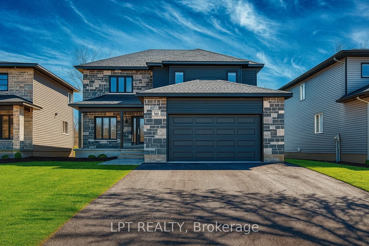Property Photo: 945 Katia Street ON K0A 2M0