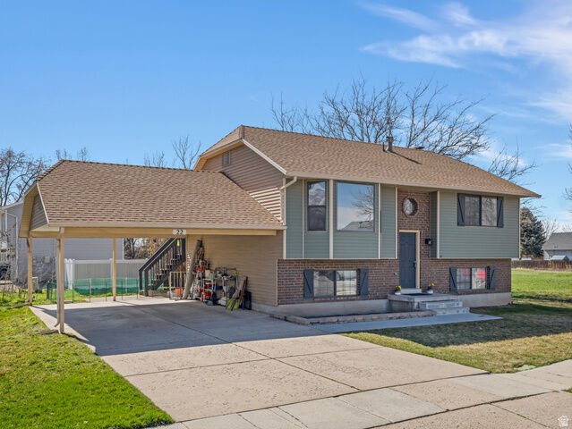 Property Photo:  22 E 525 N  UT 84041 