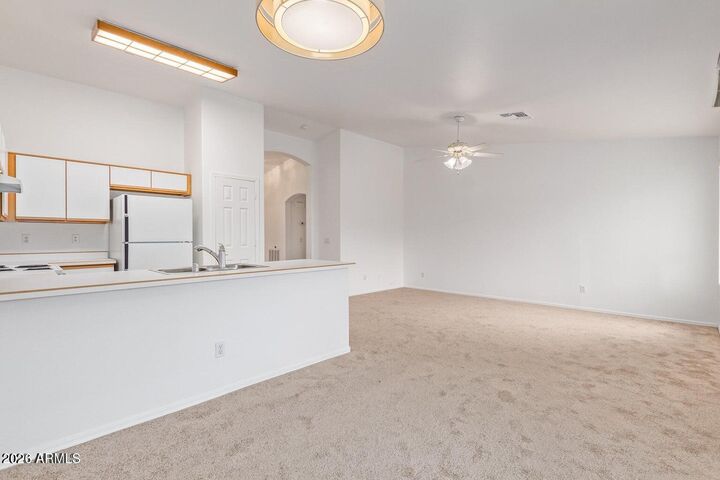 Property Photo:  1482 E Waterview Place  AZ 85249 