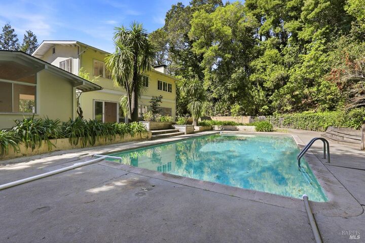 Property Photo:  214 Poplar Drive  CA 94904 