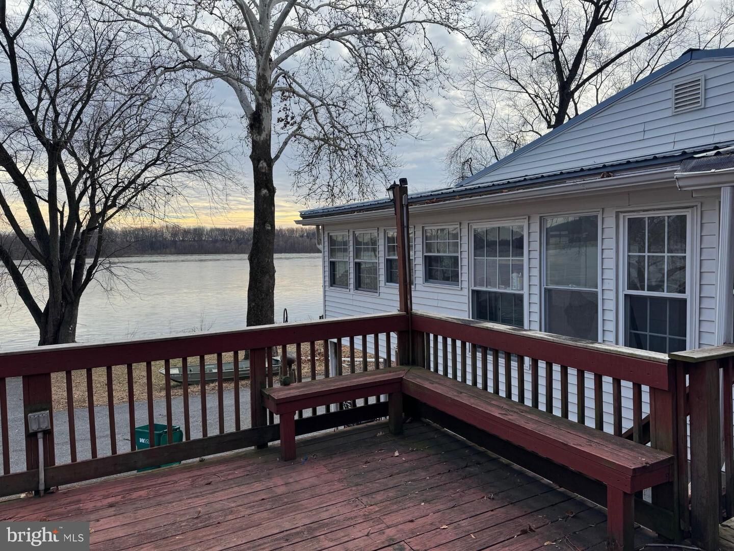 Property Photo:  938 River Road  PA 17053 
