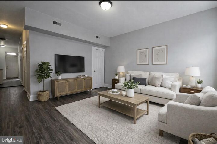 Property Photo:  1616 Isherwood Street NE  DC 20002 