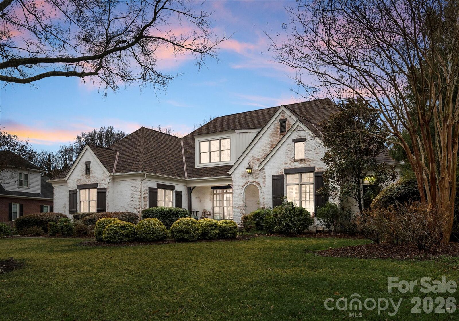 Property Photo:  814 Kings Crossing Drive NW  NC 28027 