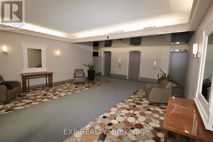 Property Photo:  1785 Frobisher Lane 508  ON K1G 3T7 