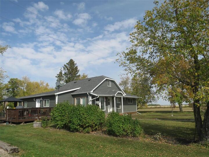 Property Photo:  113084 362 Highway  MB R7N 2T7 