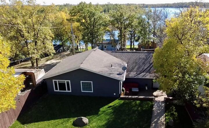 521 Colquhoun Crescent — photo 1