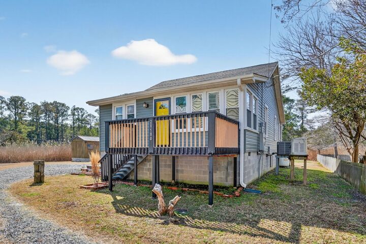 Property Photo:  20188 Allen Ln  VA 23417 