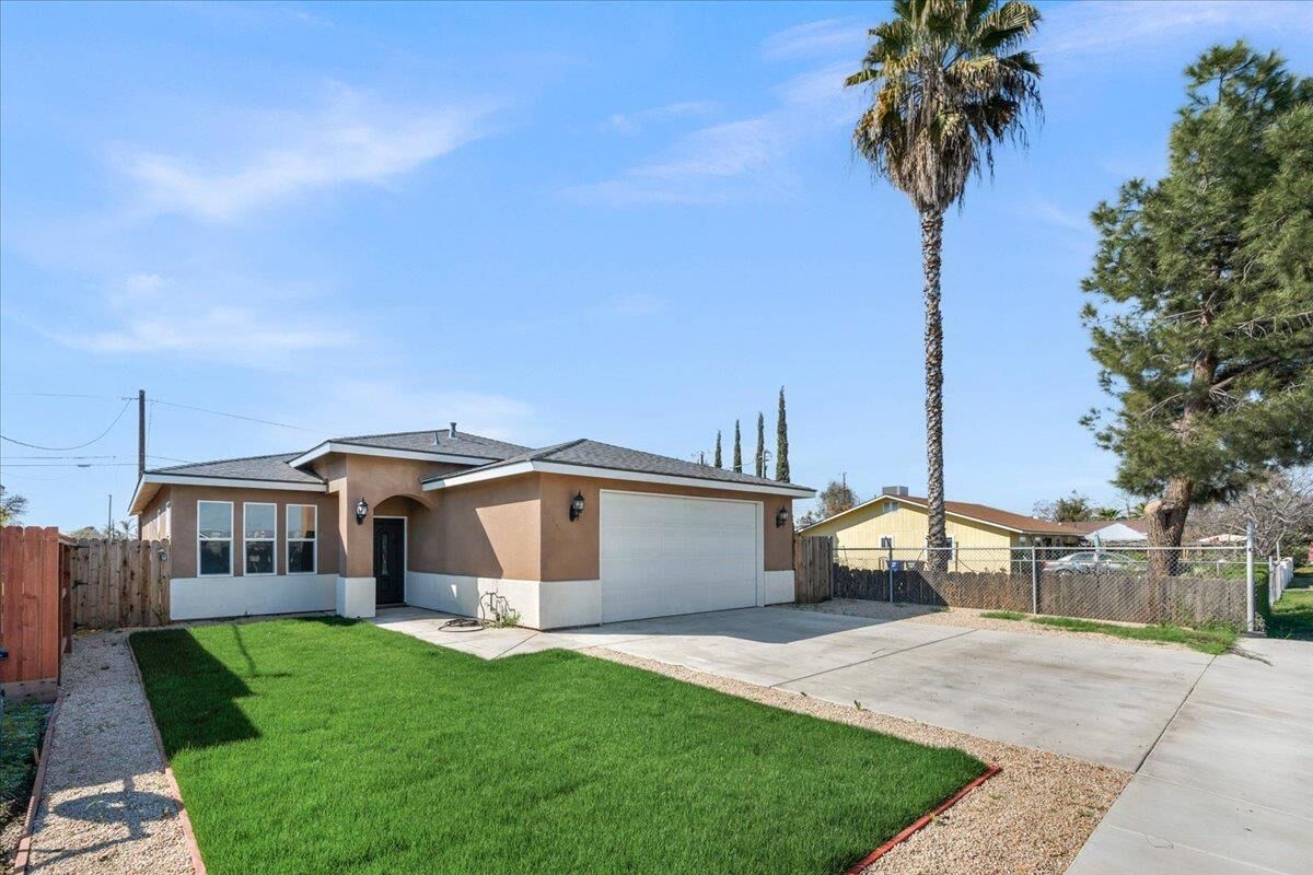 Property Photo:  514 Josephine Avenue  CA 93212 