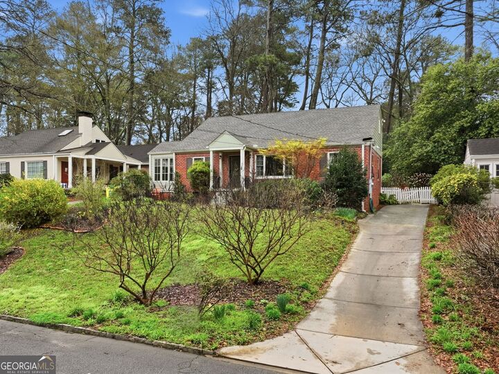 Property Photo:  1913 Westminster Way  GA 30307 