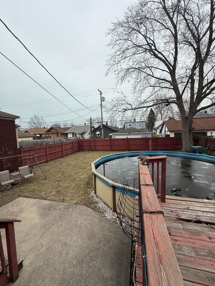 Property Photo:  1539 Myrtle Avenue  IN 46394 