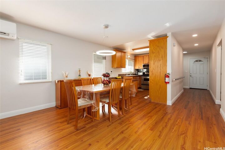 Property Photo:  94-471 Palai Street  HI 96797 