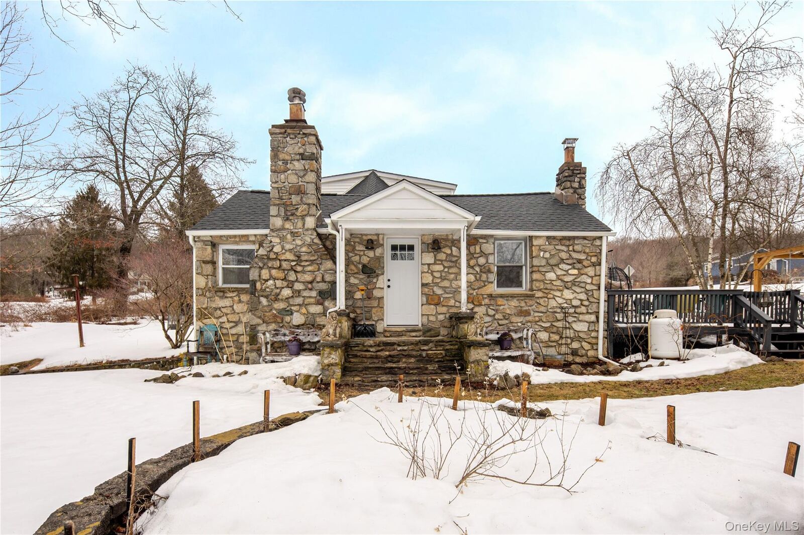 Property Photo:  7 Overhill Road  NY 12582 