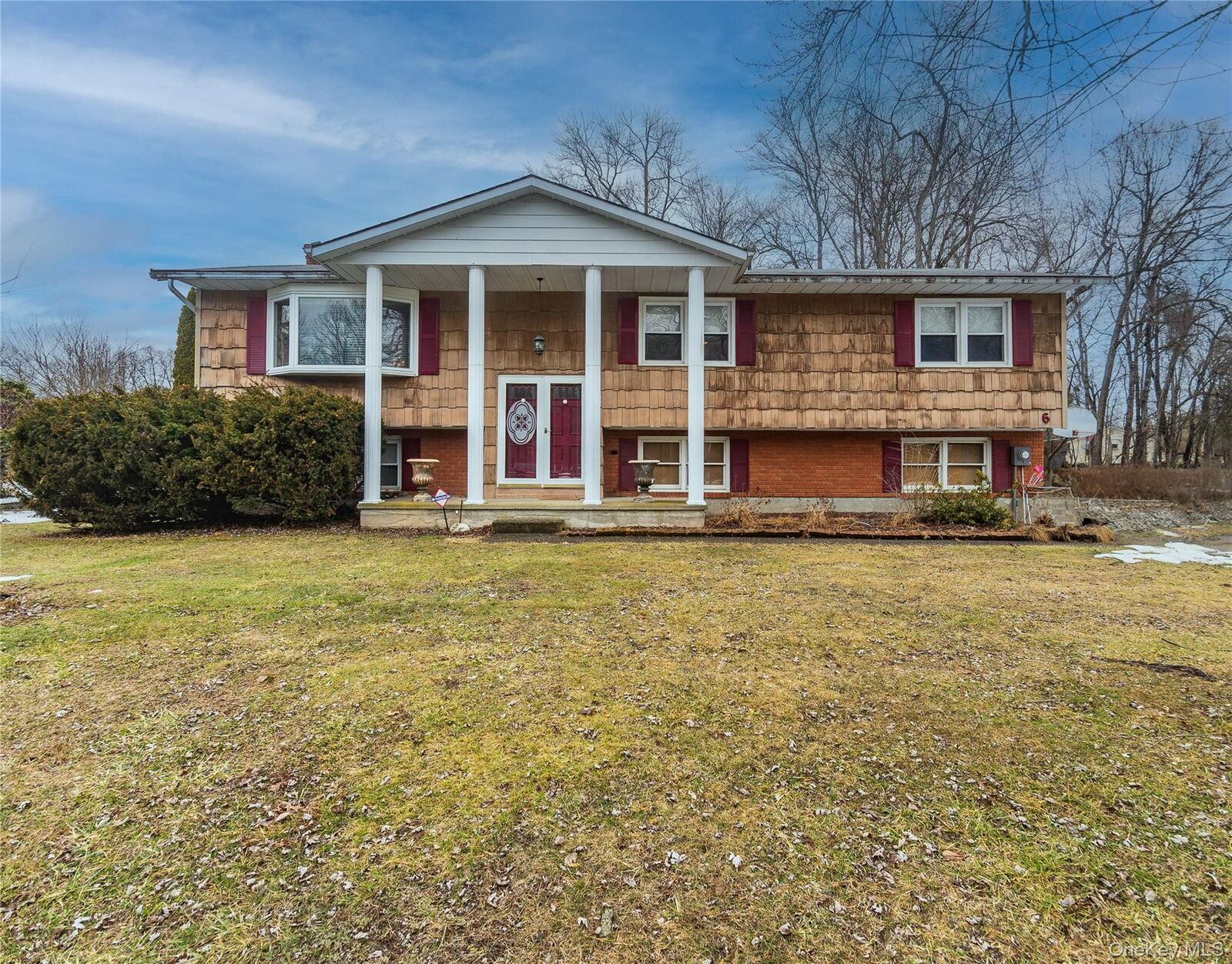 Property Photo:  6 Reggie Drive  NY 12590 