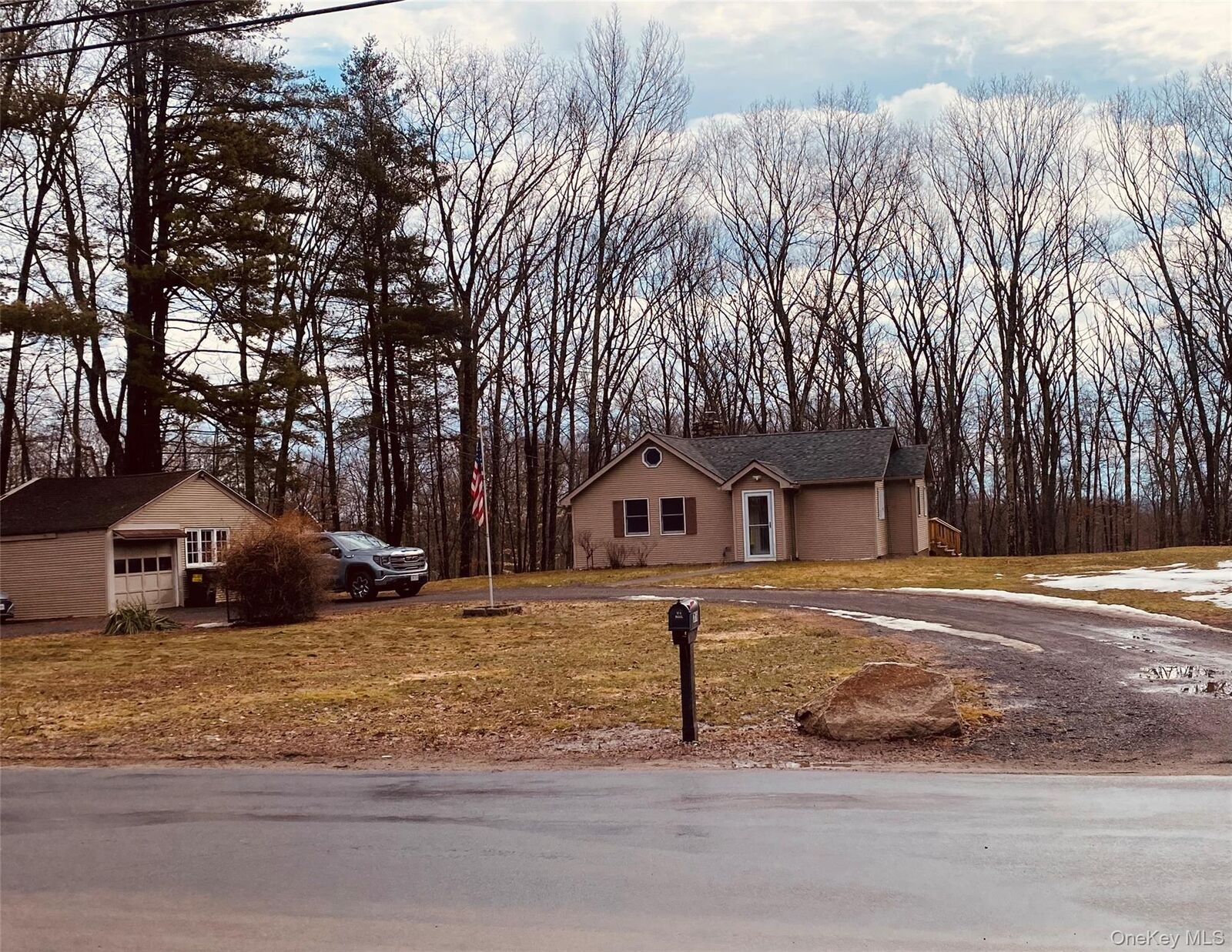 Property Photo:  376 Roosa Gap Road  NY 12721 