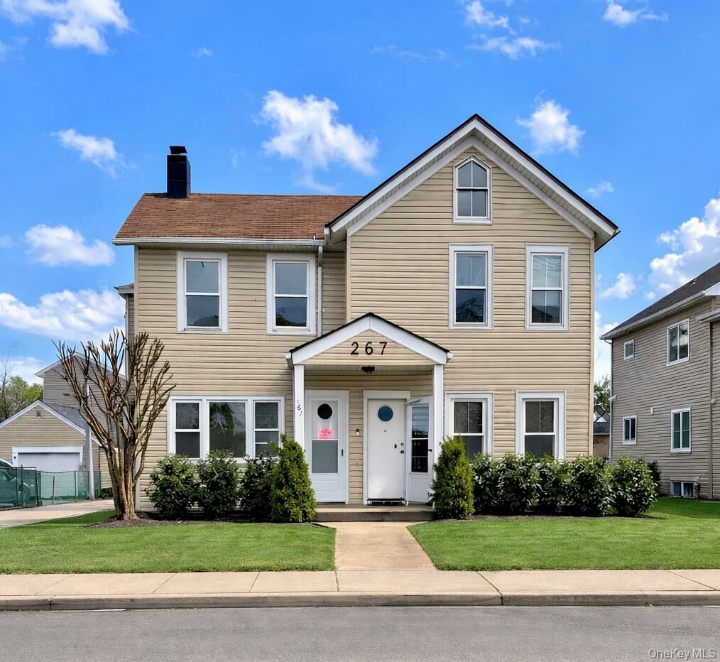 Property Photo:  267 Morris Avenue  NY 11096 