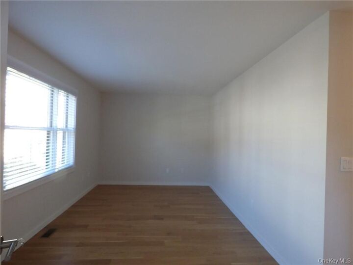 Property Photo:  60 Washington Street 2  NY 10707 