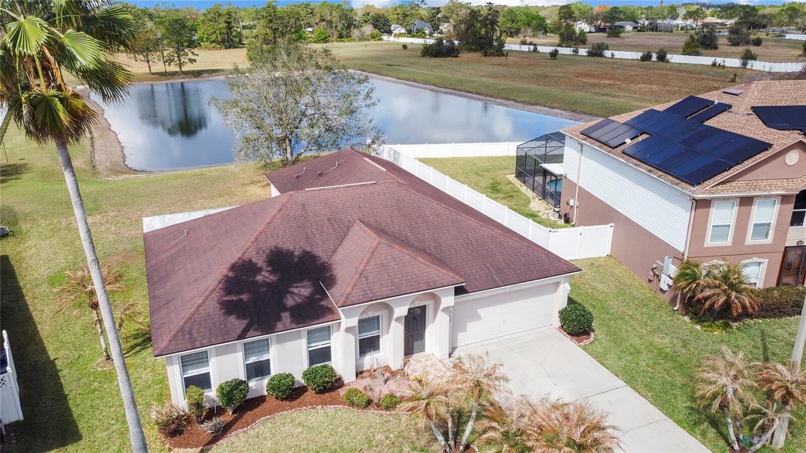 Property Photo:  4970 Silver Thistle Lane  FL 34772 