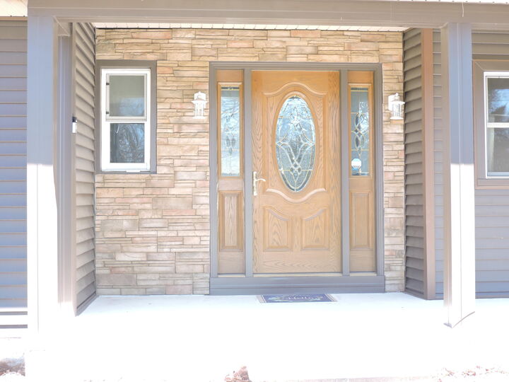 Property Photo:  1227 S Main St  WI 53538 