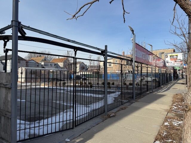 Property Photo: 2730 N Western Avenue IL 60647