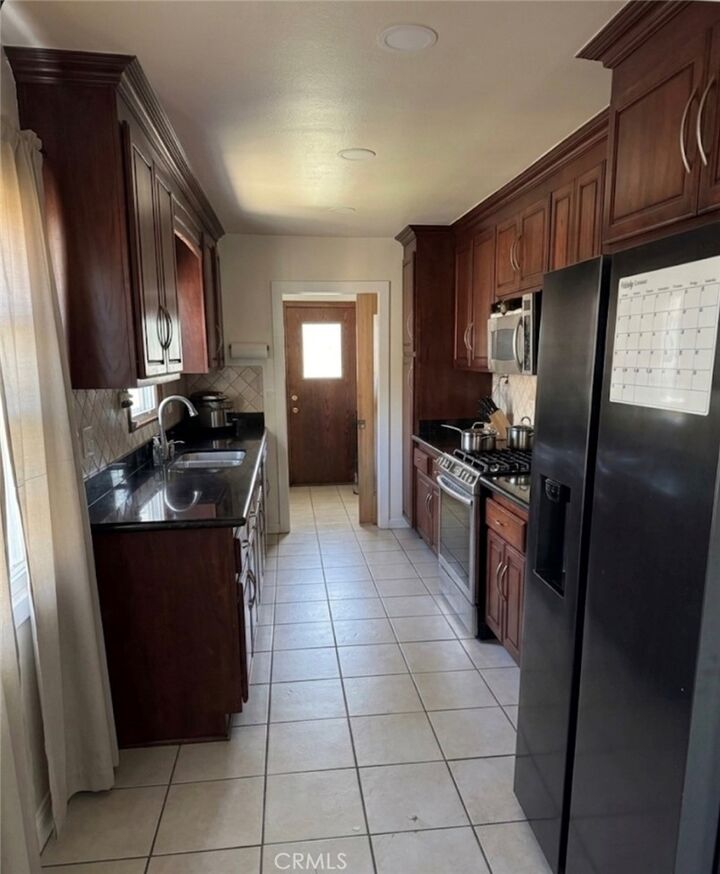 Property Photo: 2508 W Century CA 90303