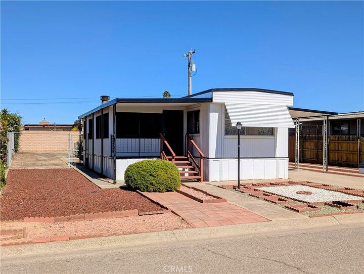 Property Photo:  461 Saturn Court  CA 93444 