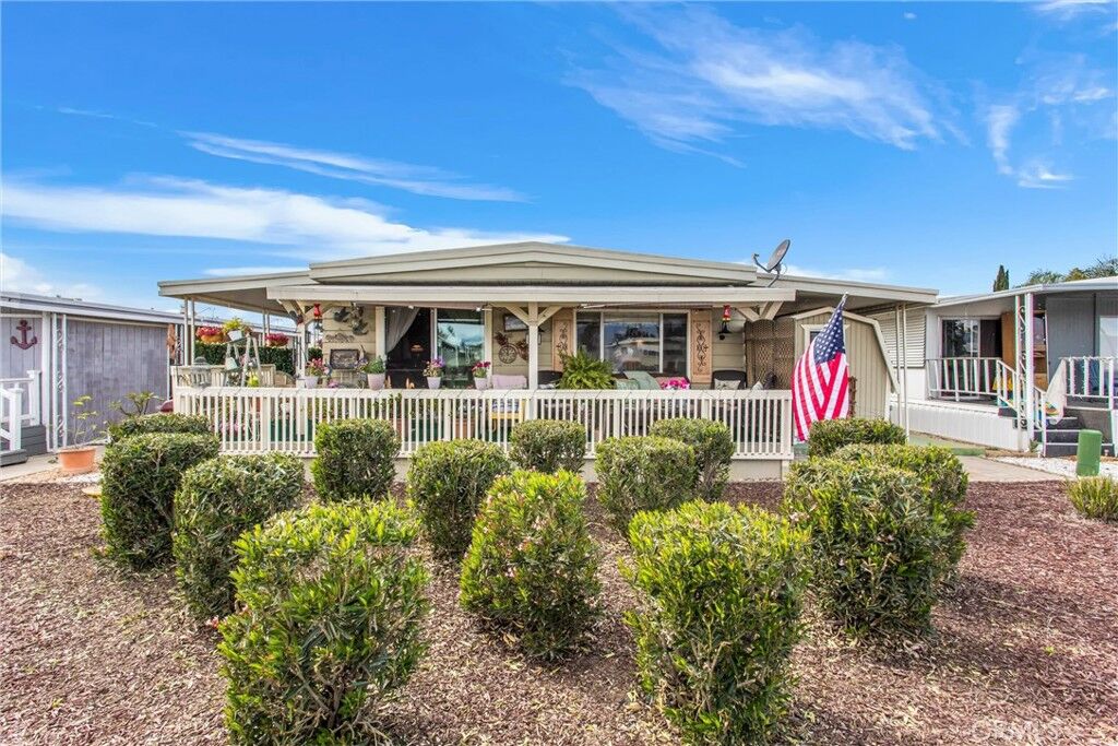 Property Photo:  5001 W Florida Avenue 81  CA 92545 