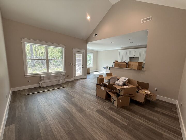 Property Photo:  670 N Ballard Rd  TN 37355 