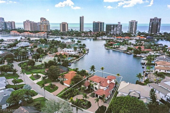 Property Photo: 361 Pirates Bight FL 34103