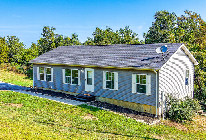 Property Photo:  625 Bracht Road  KY 41010 