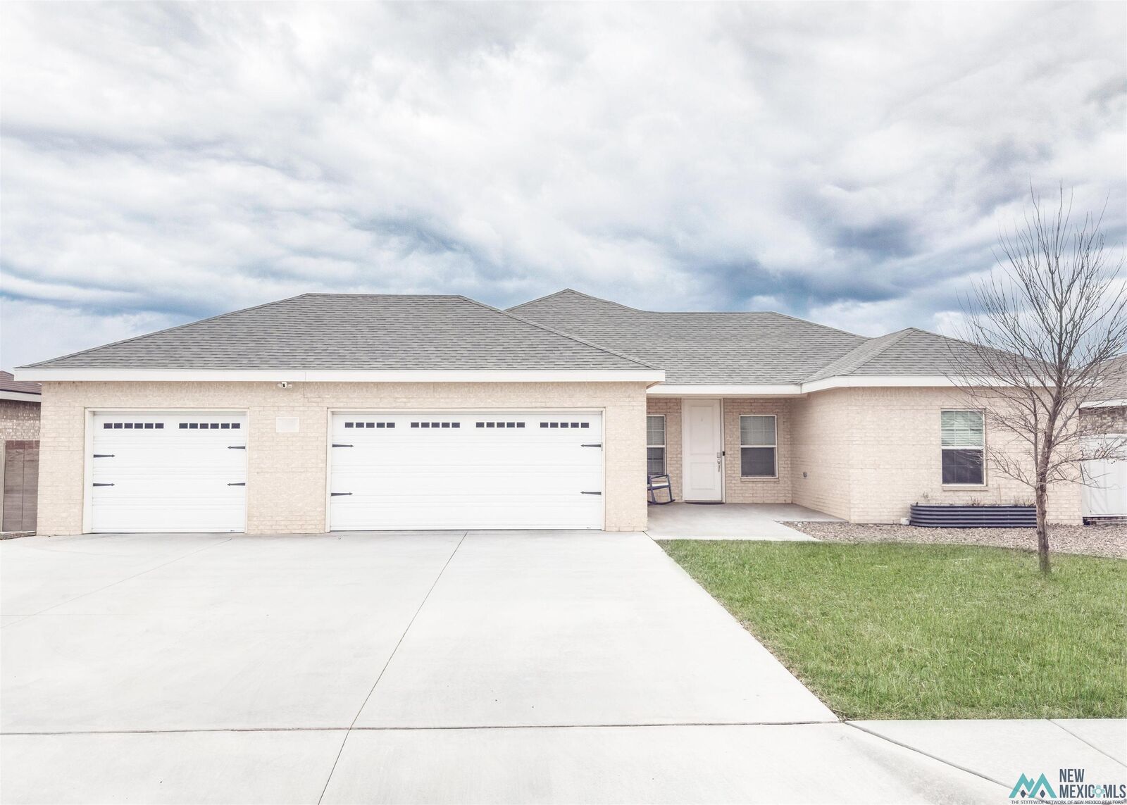 Property Photo:  1109 Broadway Street  NM 88101 