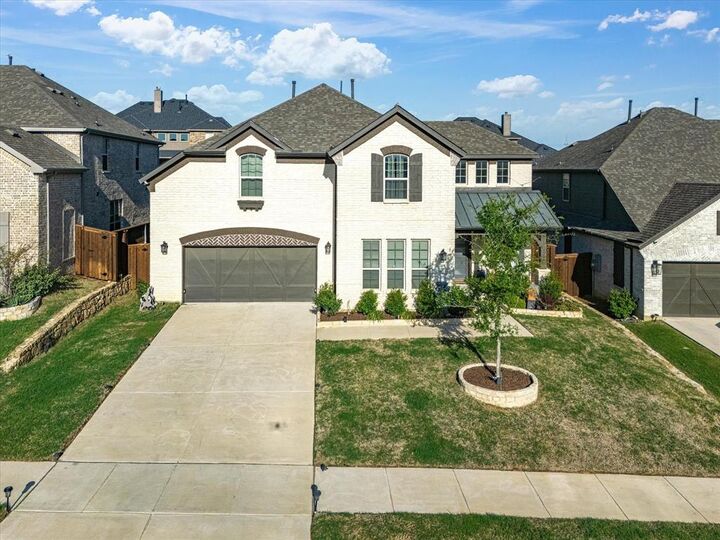 Property Photo:  1606 Evening Primrose Drive  TX 76063 