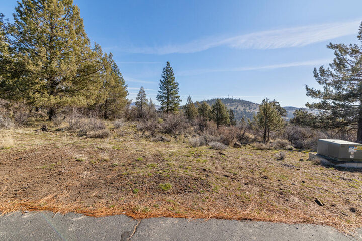 Property Photo:  957 Bailey Mountain Road  OR 97601 