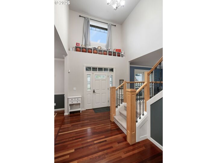 Property Photo: 16110 Trail Dr OR 97045