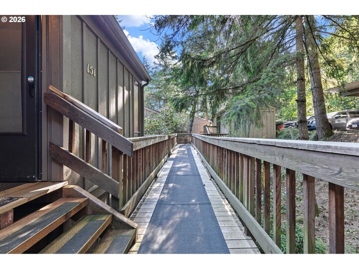 Property Photo: 151 Treehill Loop OR 97405