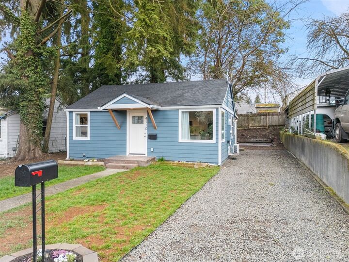 Property Photo:  4110 W J Street  WA 98312 