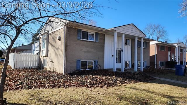 Property Photo:  28621 Milton Avenue  MI 48092 