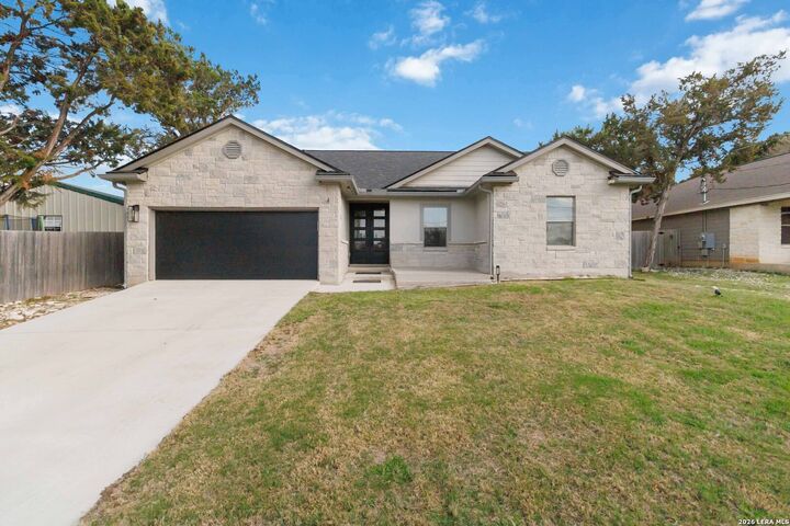 Property Photo:  570 Forest Crest  TX 78133 