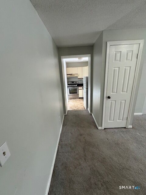 Property Photo:  1 Russell Street Apt 18  CT 06457 