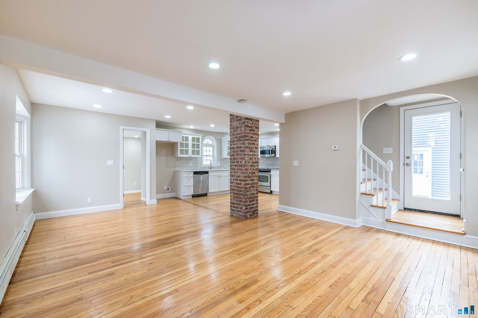 Property Photo:  191 Anson Street  CT 06614 