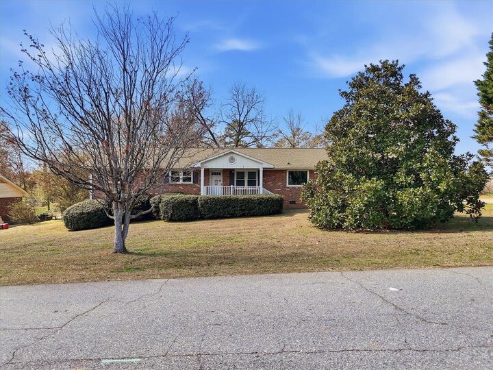 Property Photo: 102 Pine Needle Trail SC 29625