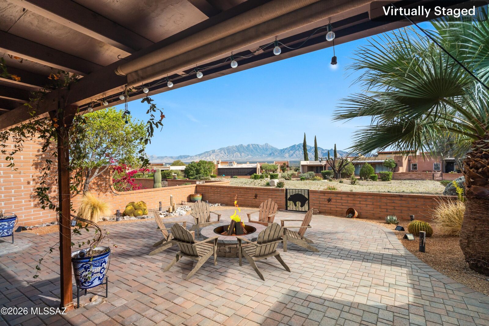 Property Photo:  1543 W Placita Travis  AZ 85622 