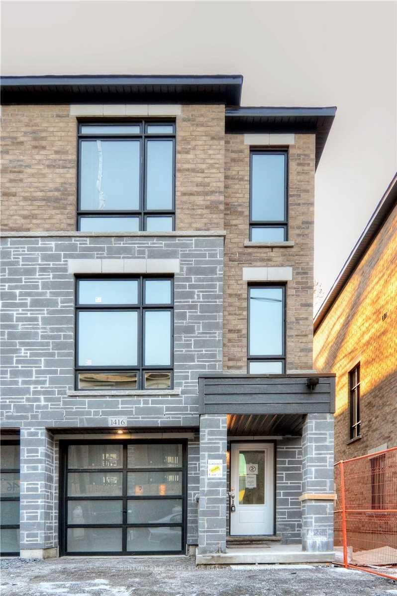 Photo de la propriété: 1416 Coral Springs Path ON L1K 3G1